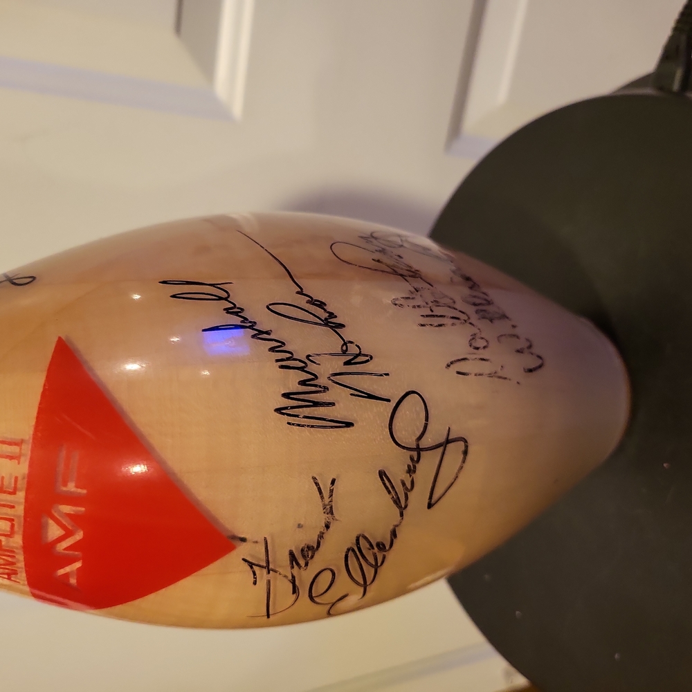 Showboat Las Vegas Hall of Fame Signed Bowling Pin 15" - Picture 6 of 14